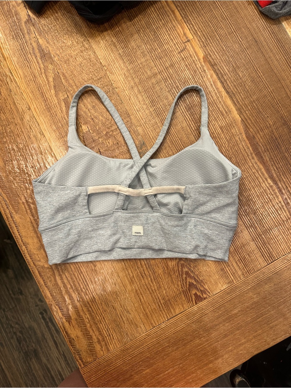Vuori Light Gray Strappy Sports Bra w contrasting trim medium - Picture 6 of 7